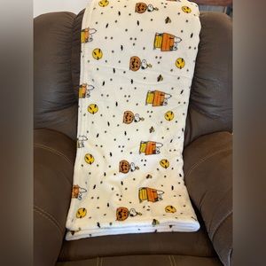 Peanuts Halloween Blanket